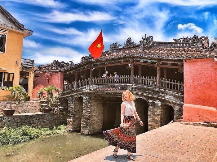 Chùa cầu