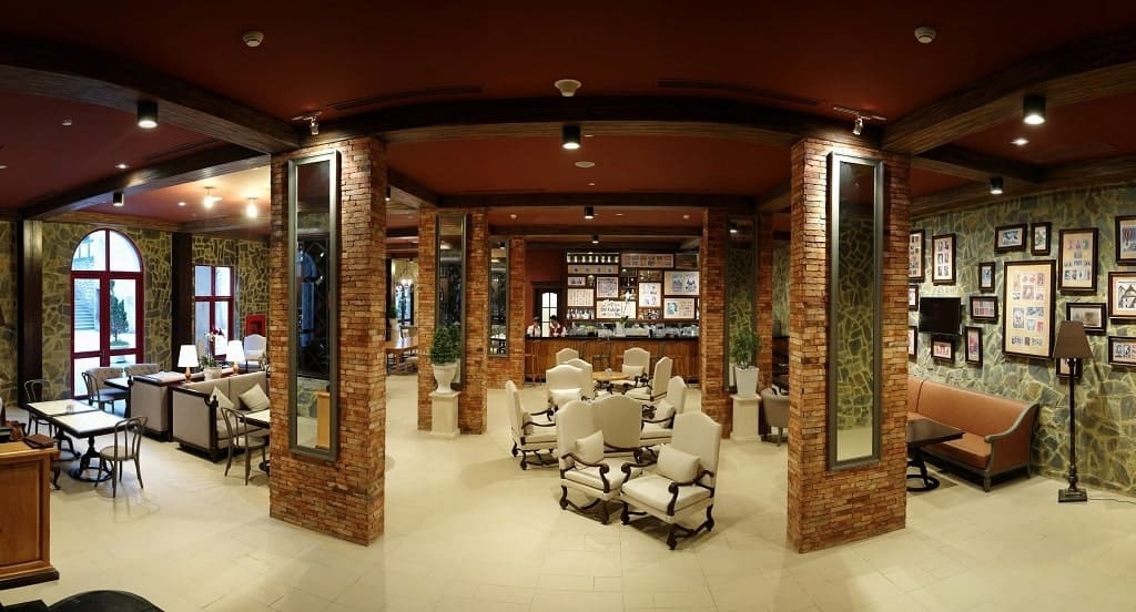 Nhà Hàng La Crique&Café Postal