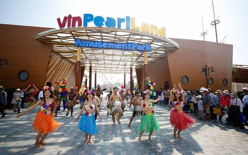 Giá vé và thời gian mở cửa